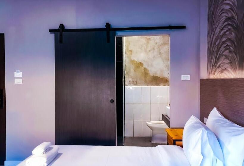 스탠다드 룸, The Riva Vientiane