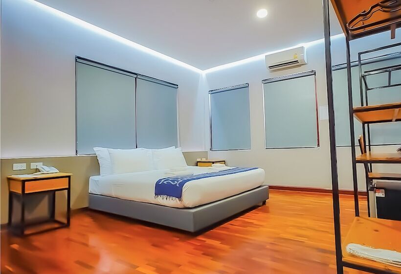 디럭스 룸, The Riva Vientiane