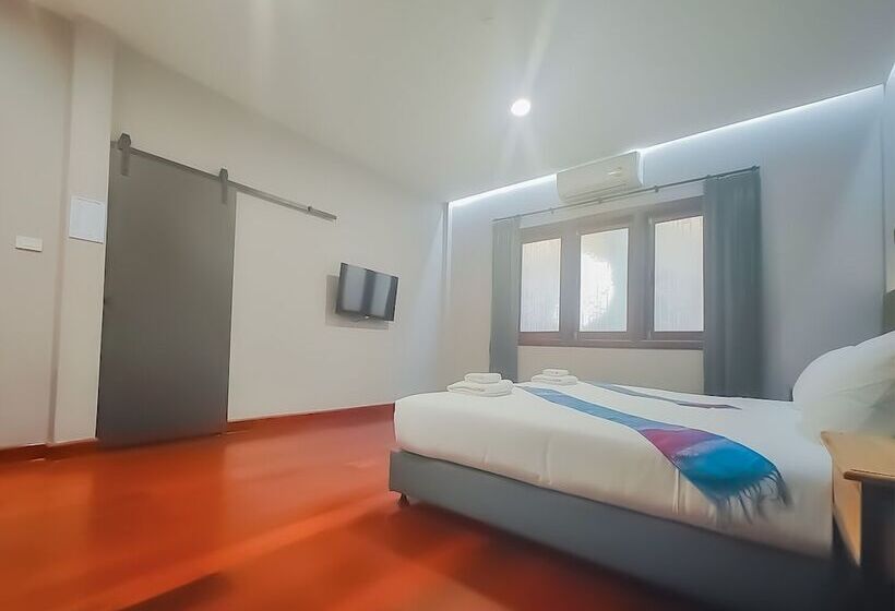 스탠다드 룸, The Riva Vientiane