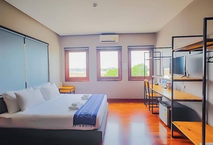 디럭스 룸, The Riva Vientiane