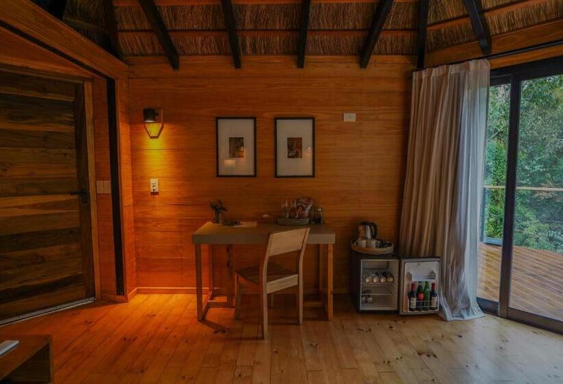 Президентский Люкс, Reserva Natural Iguazú   Pristine Luxury Camp