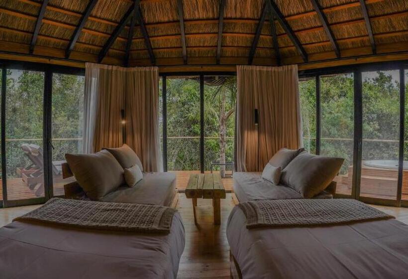 Президентский Люкс, Reserva Natural Iguazú   Pristine Luxury Camp