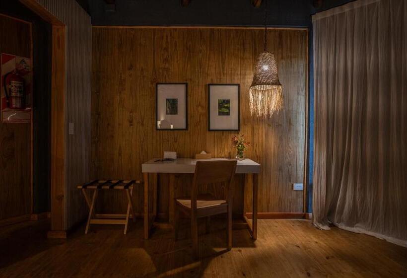 Президентский Люкс, Reserva Natural Iguazú   Pristine Luxury Camp