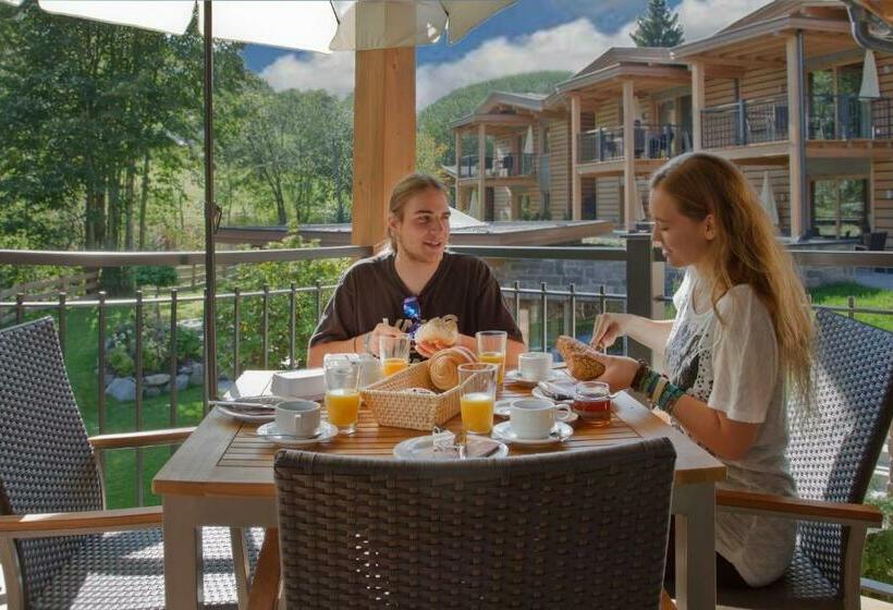 Апартаменты 2 Спальни, Resort Tirol Am Wildenbach