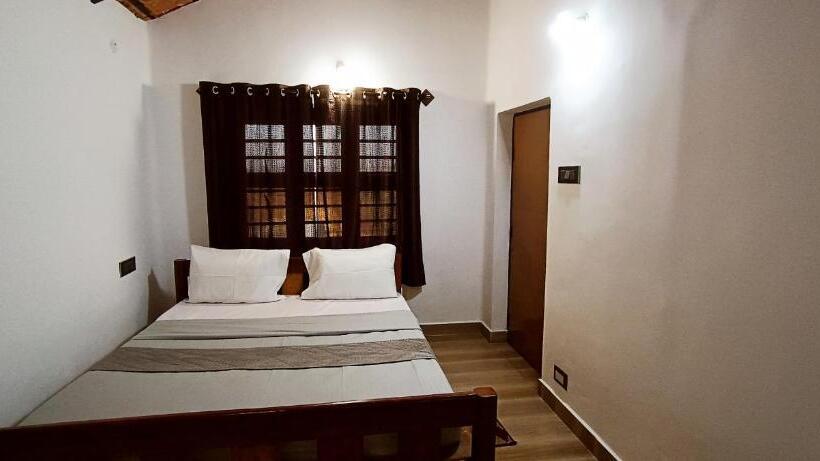 标准间, Coorg Kairav Homestay