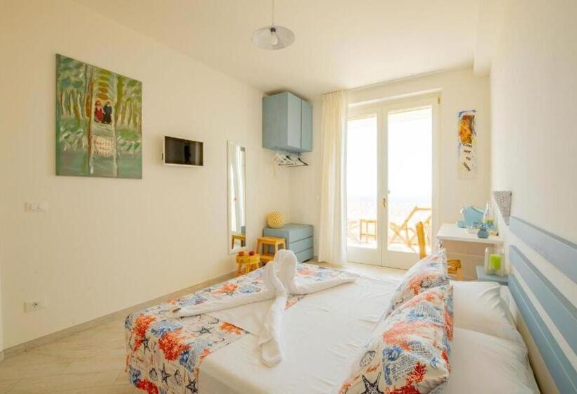 Номер Стандарт Вид на Море, Finisterrae Rooms And Suites