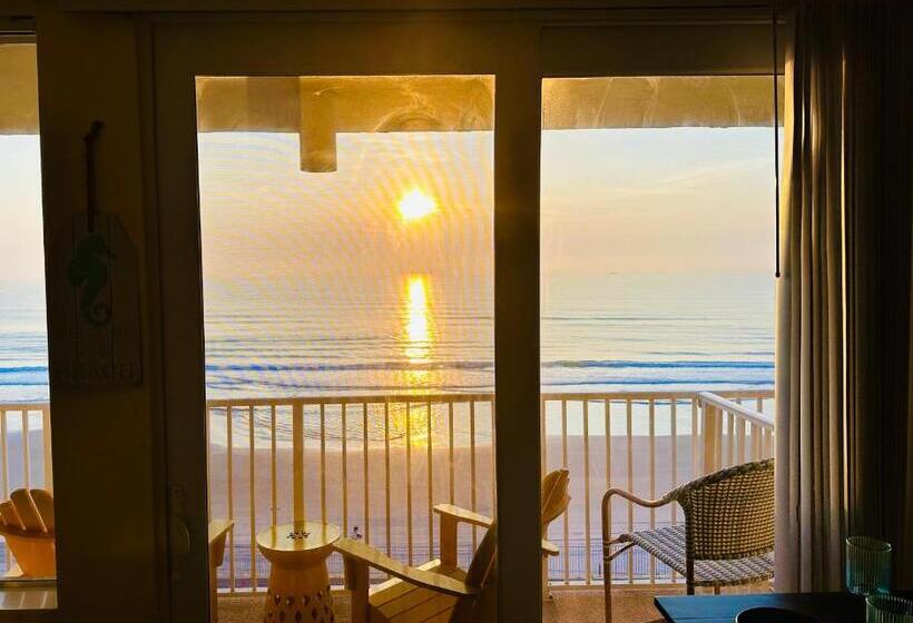 סטודיו סטנדרט עם מרפסת, Oceanfront Oasis