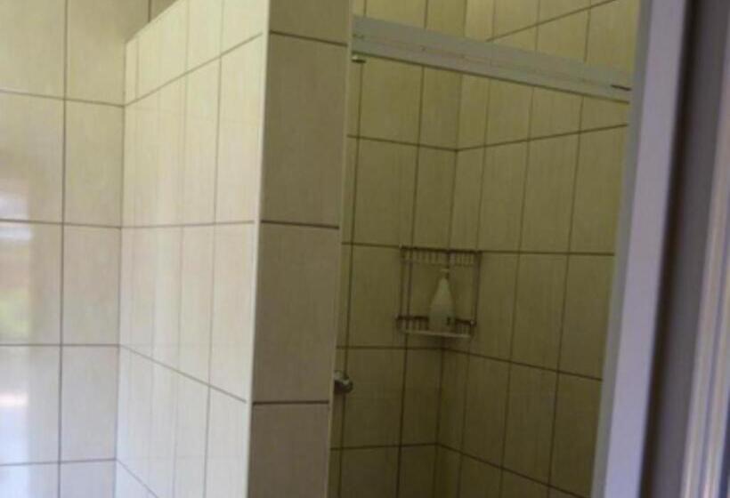 חדר סטנדרט, Stay At 12 Guesthouse And Selfcatering
