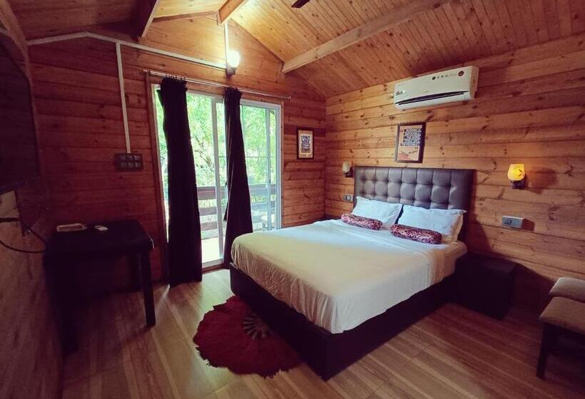 Номер Deluxe с Балконом, Greenland Cottage S