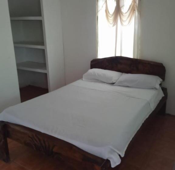 اتاق اکونومی, Cabinas Rhode Island