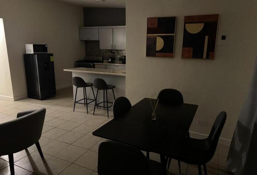 １ベッドルームのデラックスアパートメント, Depas & Suites Juarez