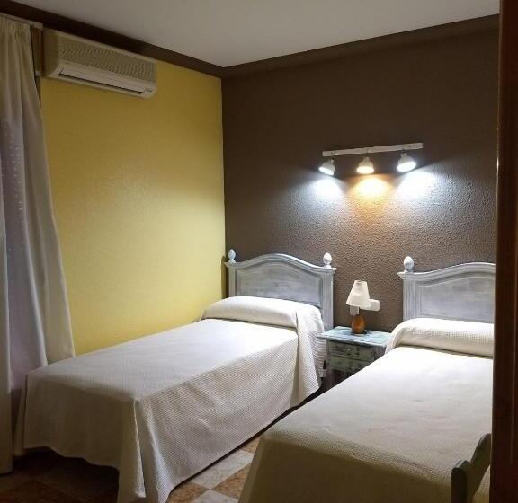 اتاق استاندارد, Hostal Venta Del Peral