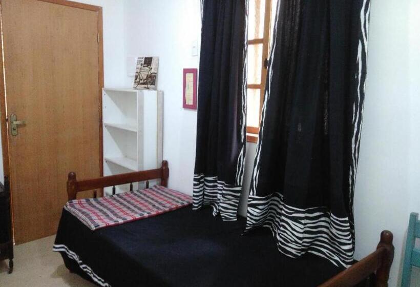 Quarto Economy Individual, Republica Nossa Casa