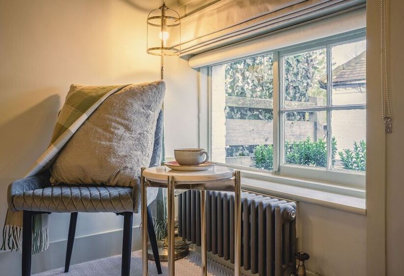 Номер Deluxe, The Crown Inn At Burnham Beeches