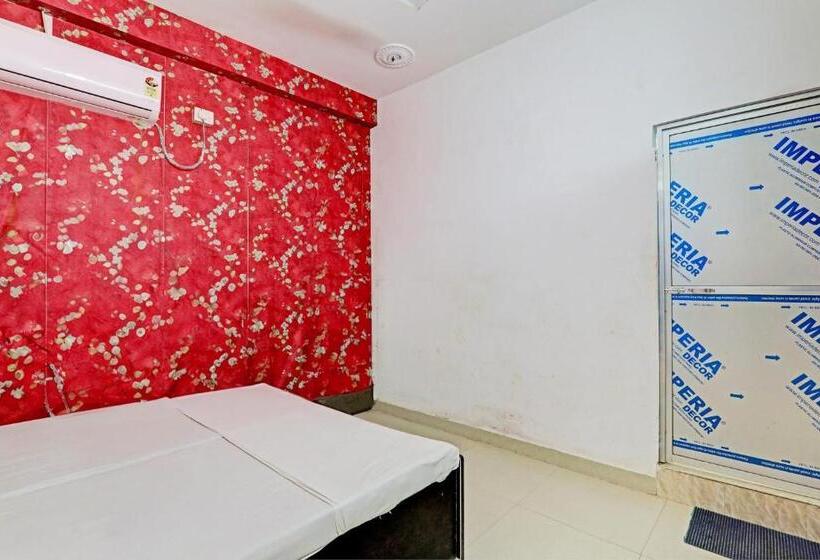 Трехместный Номер Классика, Oyo Hotel Surya Palace