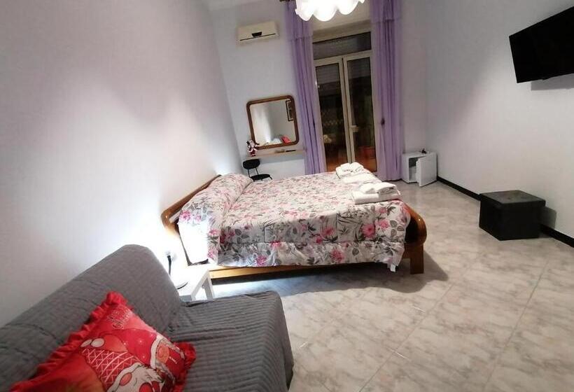 اتاق استاندارد چهار تخته, Aurora E Dad Naples Center B&b