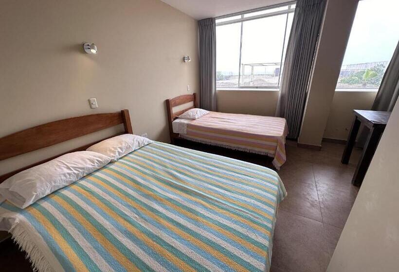 اتاق لوکس با چشم‌انداز دریا, Yolo House Beach
