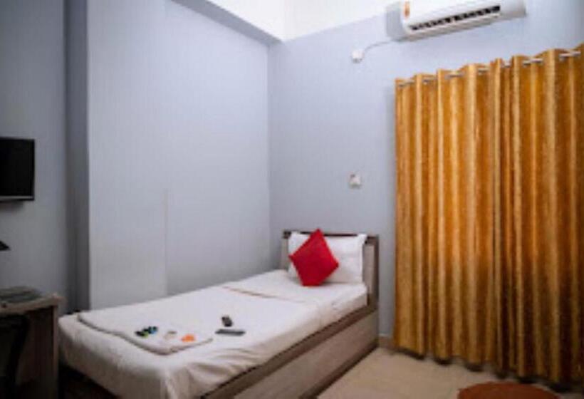豪华单人间, Town & Country Inn,guwahati
