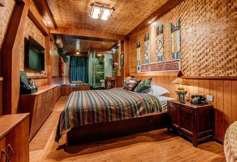 Номер Deluxe, 26life Yunnan Ethnic Creative Inn