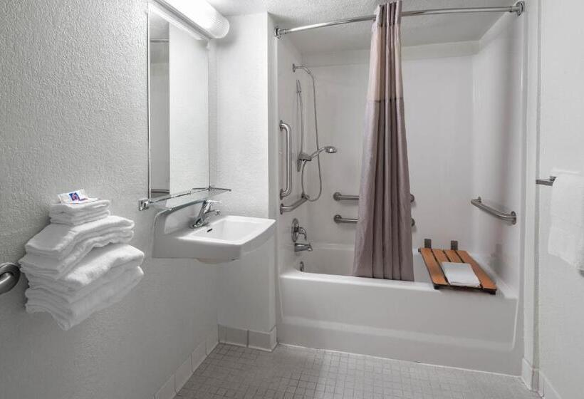 Номер Стандарт Адаптированный для Инвалидов, Studio 6 Suites Carpinteria, Ca Santa Barbara South