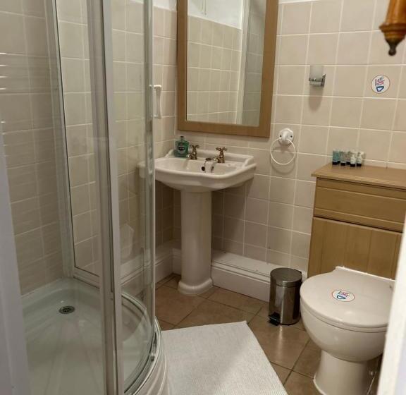 اتاق استاندارد, Lucy Cross Guest House