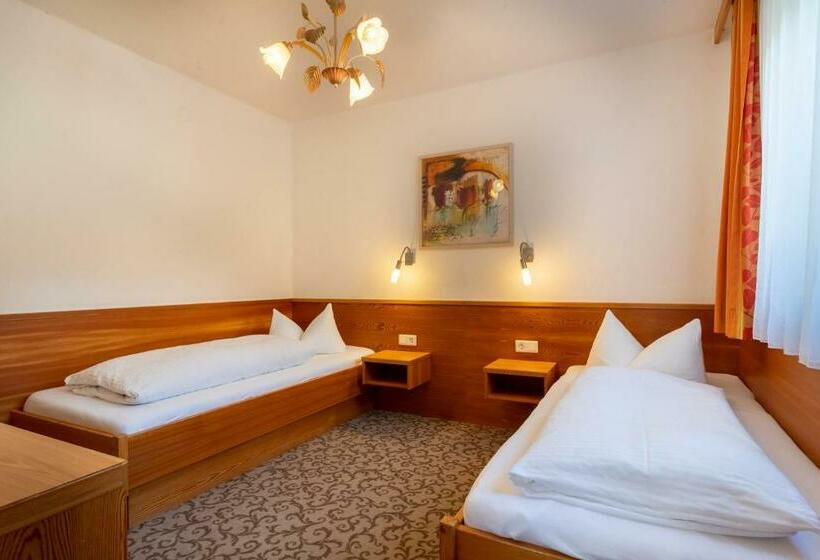 Апартаменты 2 Спальни, Kinderhotel Lärchenhof