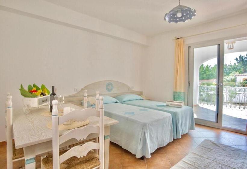 带1个卧室的带阳台的公寓, Apartments With Air Conditioning In Orosei