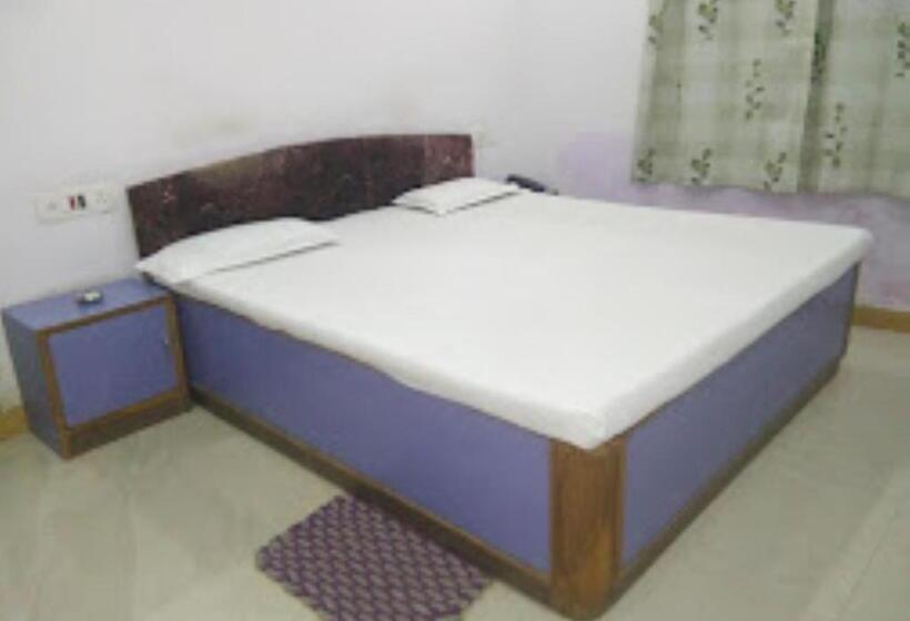标准间, Mina Palace Wardha