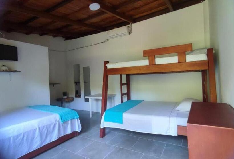 Quarto Familiar, Portones De Rioclaro Las Mercedes