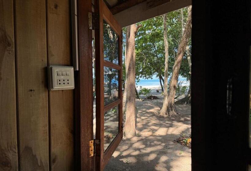 بانگلوی استاندارد, Changthong Bungalow