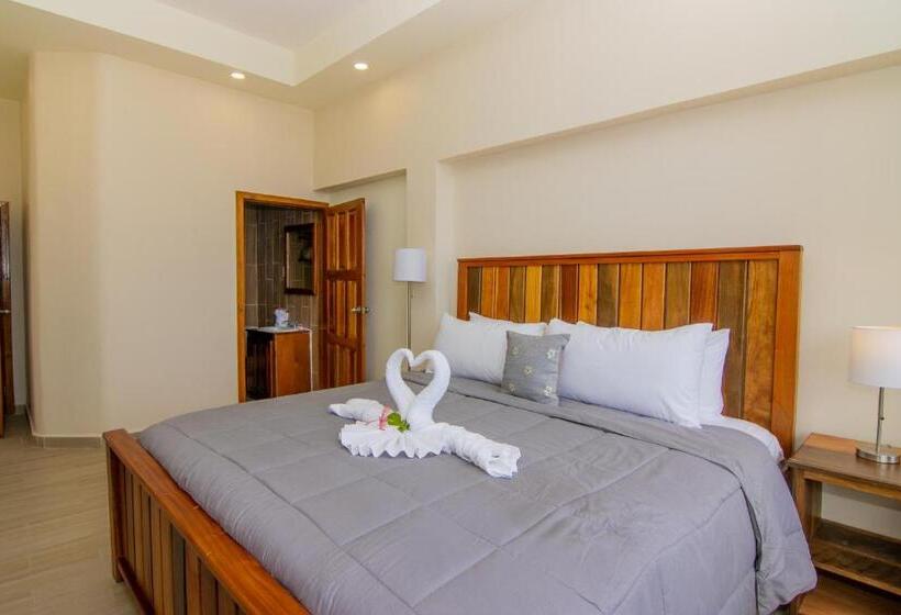 1 Bedroom Penthouse Apartment, Tropical Palace