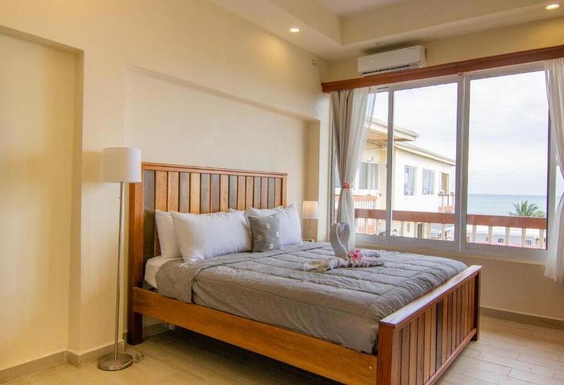1 Bedroom Penthouse Apartment, Tropical Palace