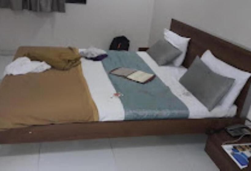 Номер Deluxe, Avanti, Nashik
