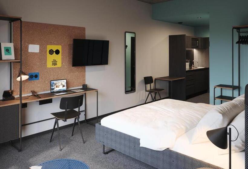 デラックススタジオ, The Social Hub San Sebastián