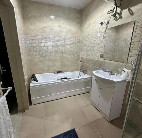 استودیوی لوکس, Osmosis Ikoyi