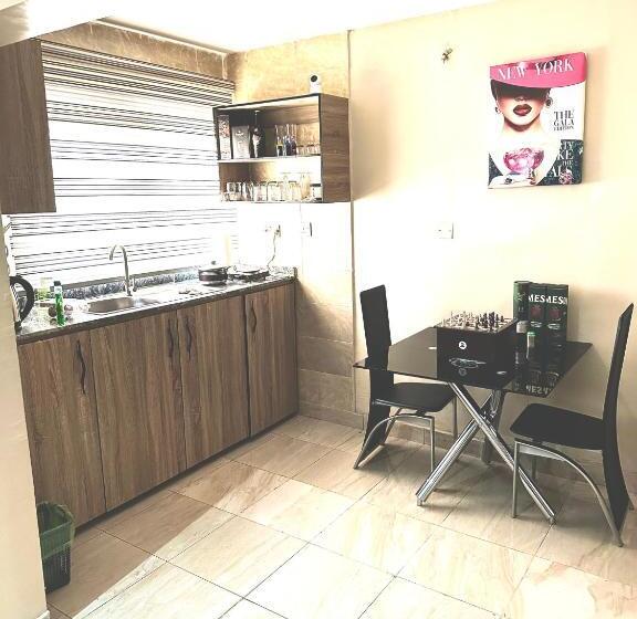استودیوی لوکس, Osmosis Ikoyi