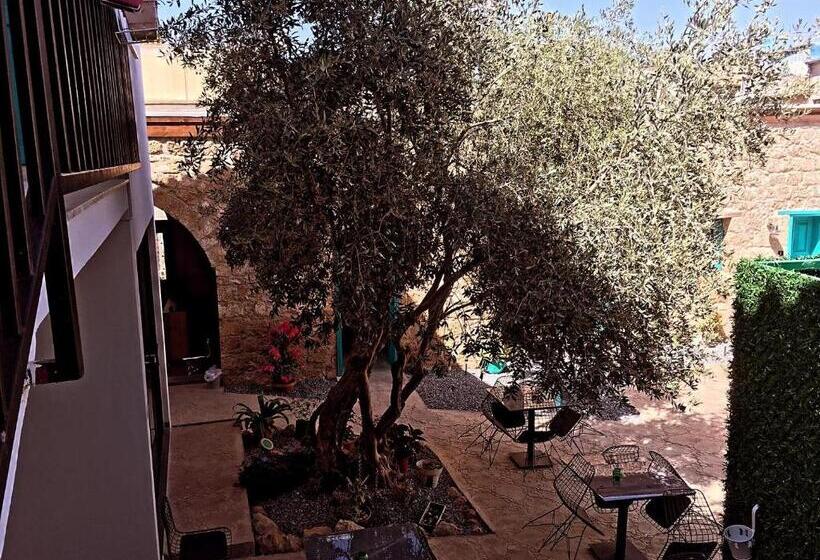 اتاق لوکس یک تخته, Bella Casetta Guest House