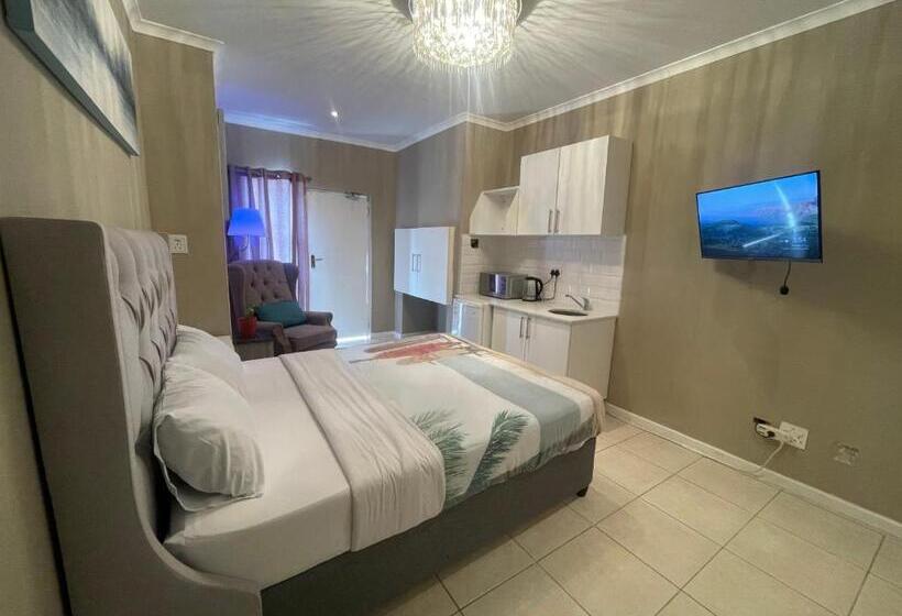 Номер Deluxe Кровать Кинг, Domin Self Catering Apartments