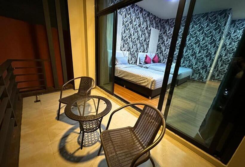 Quarto Deluxe, Khokeng Room Weekly Monthly