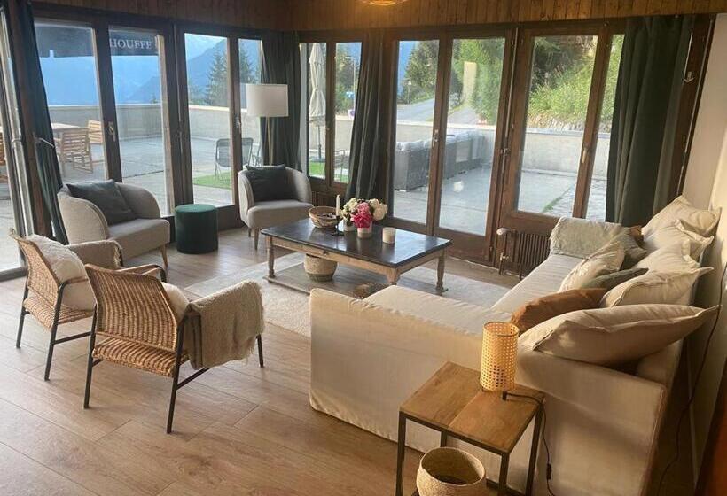 Апартаменты 1 Спальня с Видом, Auberge De L Ours