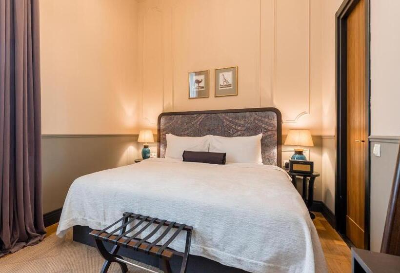 اتاق استاندارد با تخت بزرگ, Communal Hotel Kutaisi