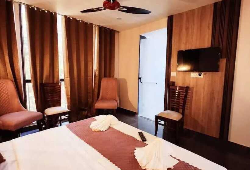 חדר דלוקס, Namay Inn By T And M Hotels
