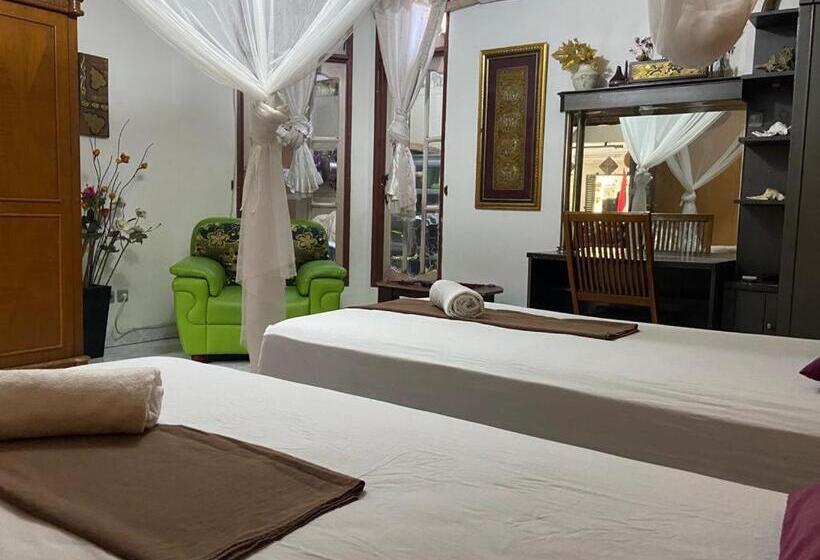 اتاق استاندارد, Nola S Homestay