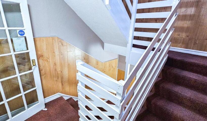 Номер Economy, Mystayinn Telford Guest House