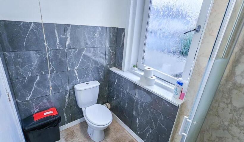Номер Economy, Mystayinn Telford Guest House