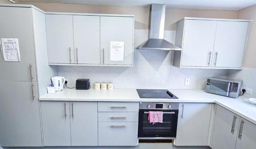 Номер Economy Индивидуальный, Mystayinn Telford Guest House