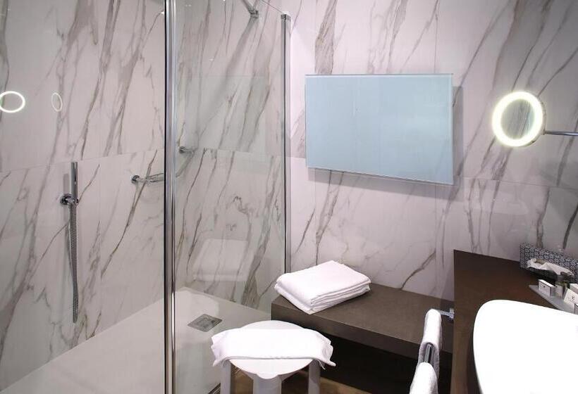 اتاق لوکس با چشم‌انداز دریاچه, Villa Remo By Hotel Galvani