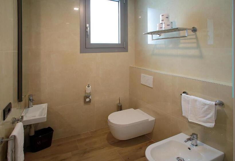 اتاق لوکس با چشم‌انداز دریاچه, Villa Remo By Hotel Galvani