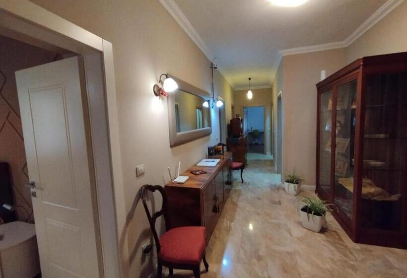 آپارتمان 1 خوابه, Art Gallery Apartments Tirana 1