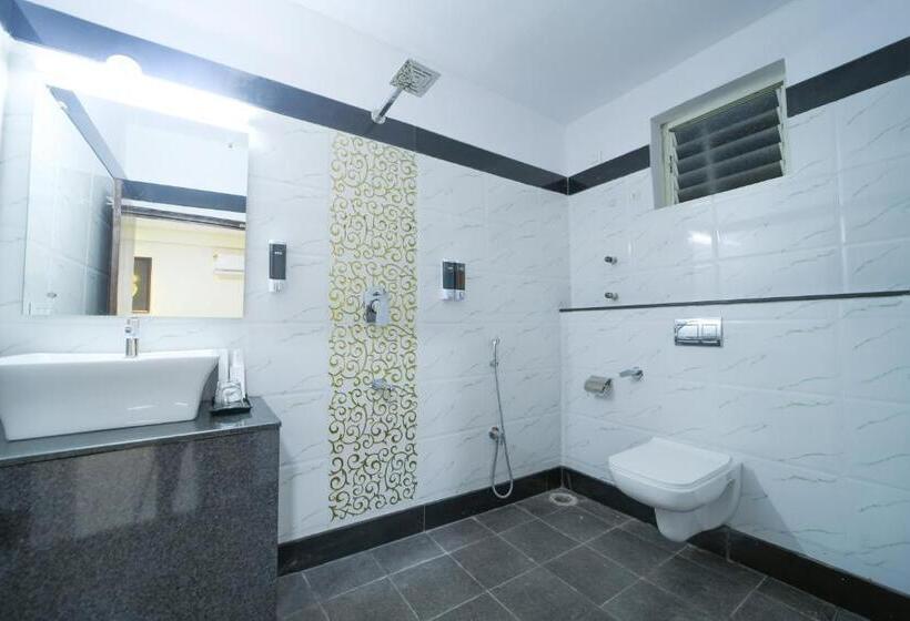 家庭间, Cn Windsor Chikmagaluru